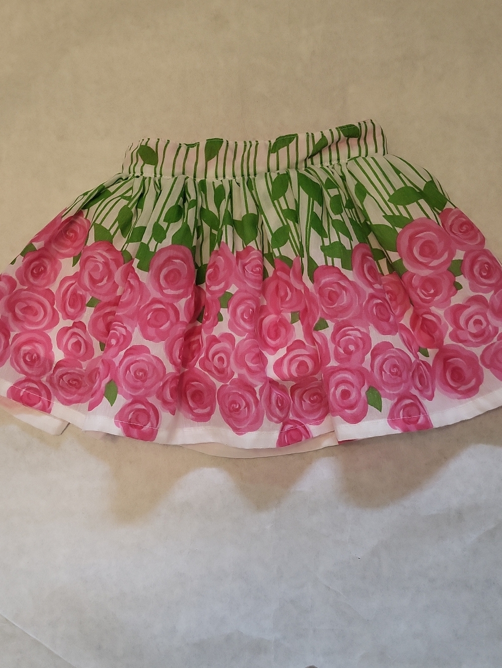 Adorable Lilly Pulitzer pink rose print lined skirt